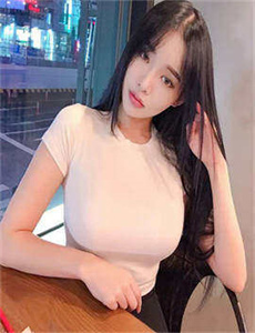 《朱竹清把我夹得又紧又爽-被压到落地玻璃窗前C乳》