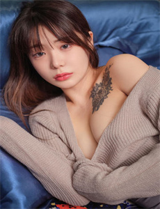 《免费精品自在拍精选-BGMBGMBGM老太太视频爱哟哟》
