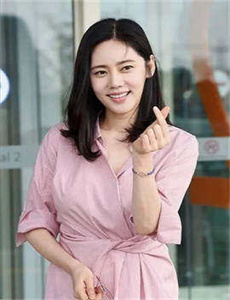 《彼女色之彼女-美女嫩鲍鱼》