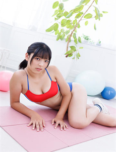 《打雀英雄传-女生一边喘气一边叫疼》