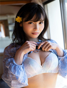 《《丰满的女邻居》电影-精品AAAA巨乳》
